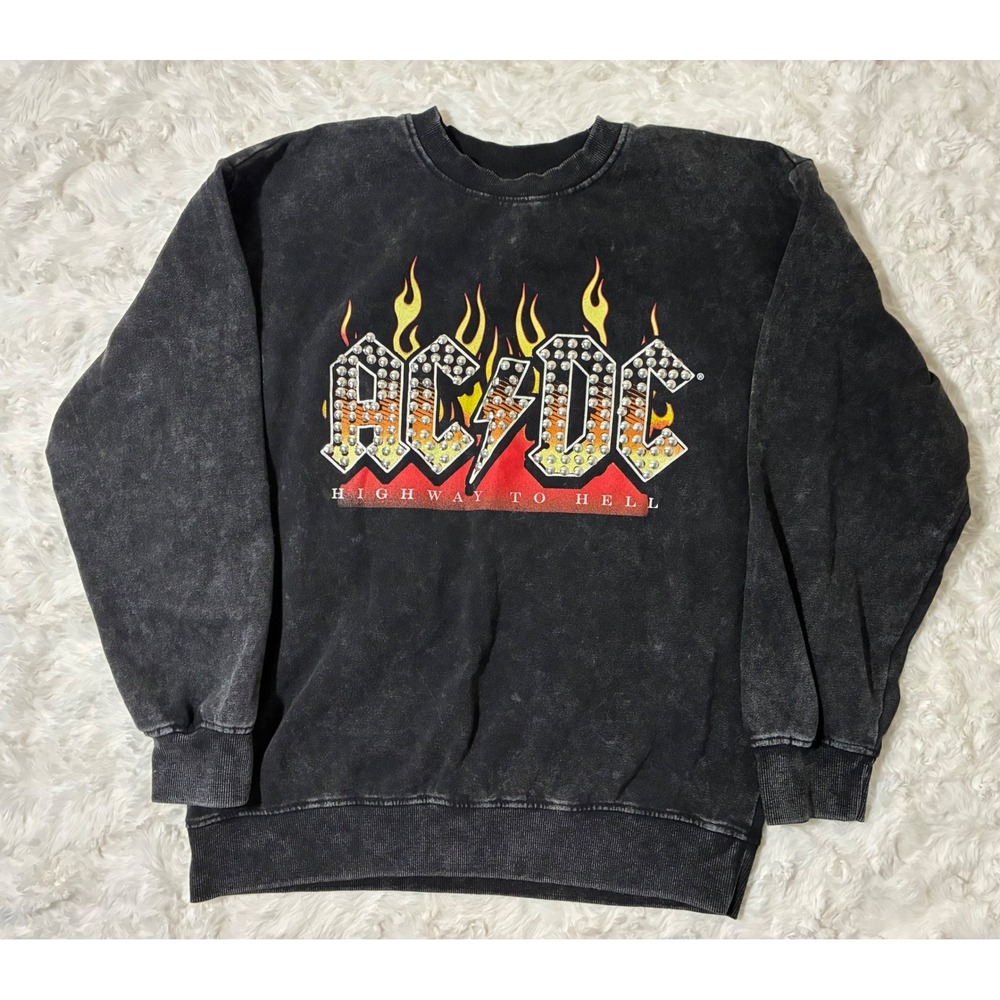 AC/DC Highway to Hell Studded Acid Wash Sweatshirt Black Large‎ Band Graphic